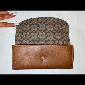 COACH WALLET Brown/Tan Leather